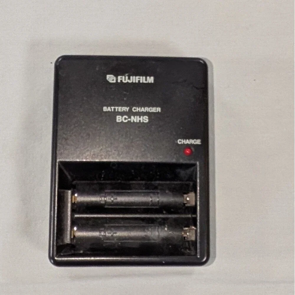 FUJIFILM BC-NHS Battery Charger for 2x AA Ni-MH Rechargeable Batteries Sony Fuji